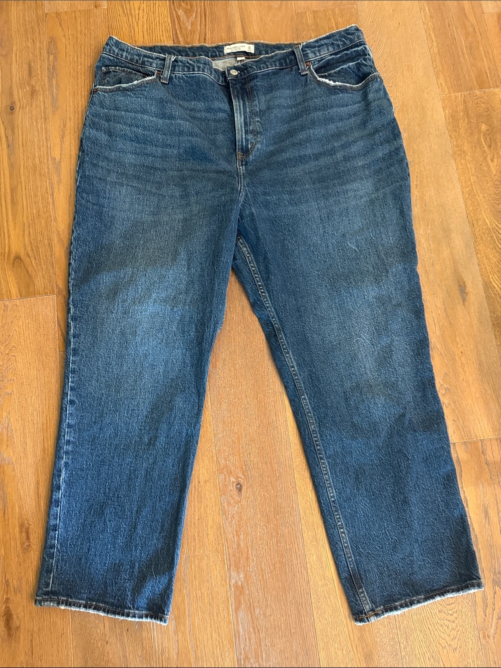 Abercrombie & Fitch 90s Straight Ultra High Rise Curve Love Petite